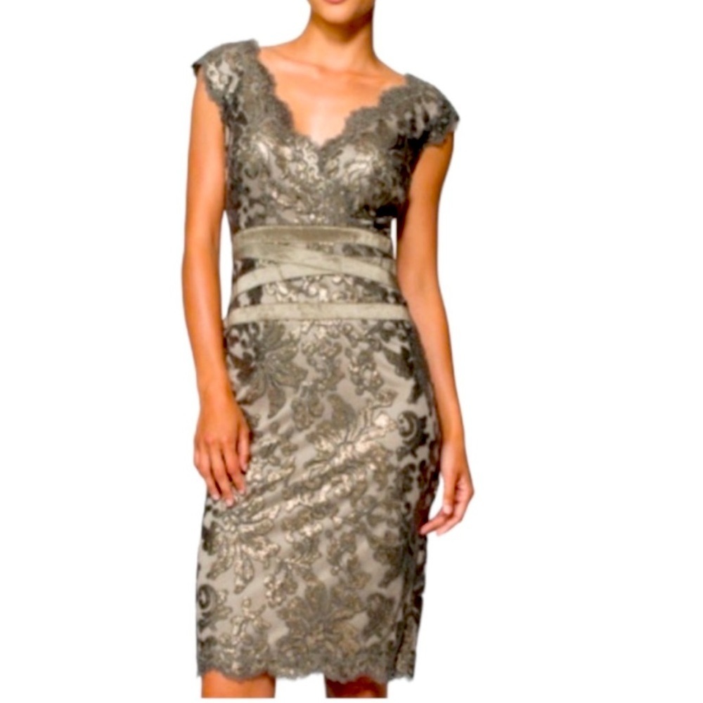 Tadashi Shoji Gold Pailliette Embroidered Lace Sequin V-Neck Dress Sz16